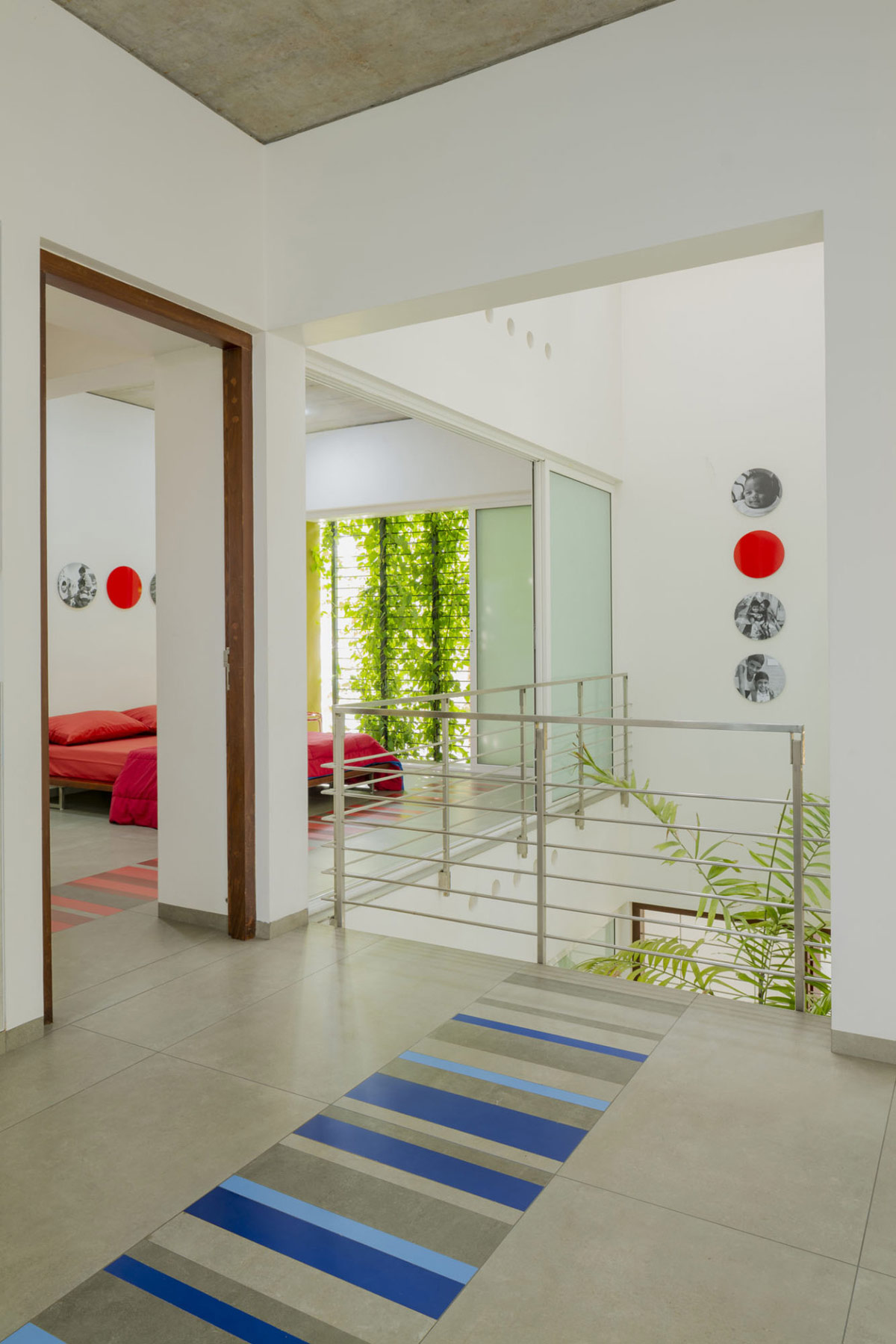 1675442696 879 krasivyy biofilnyy dom s otkrytoy kontseptsiey zhizni