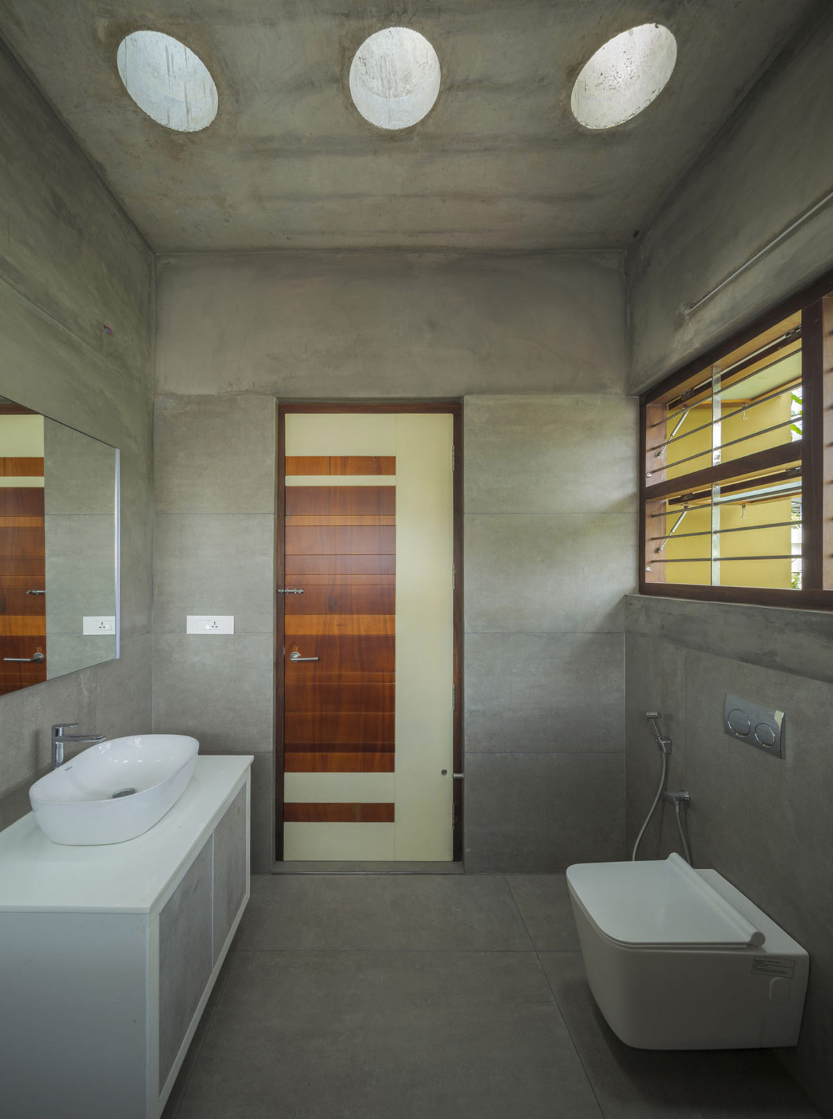 1675442697 645 krasivyy biofilnyy dom s otkrytoy kontseptsiey zhizni