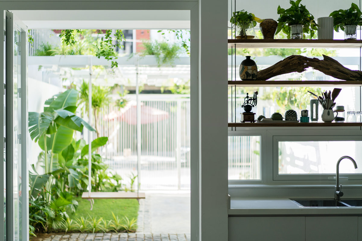 1675533659 530 dom vo vetname s rasslablyayuschimi prirodnymi prostranstvami i krytym prudom