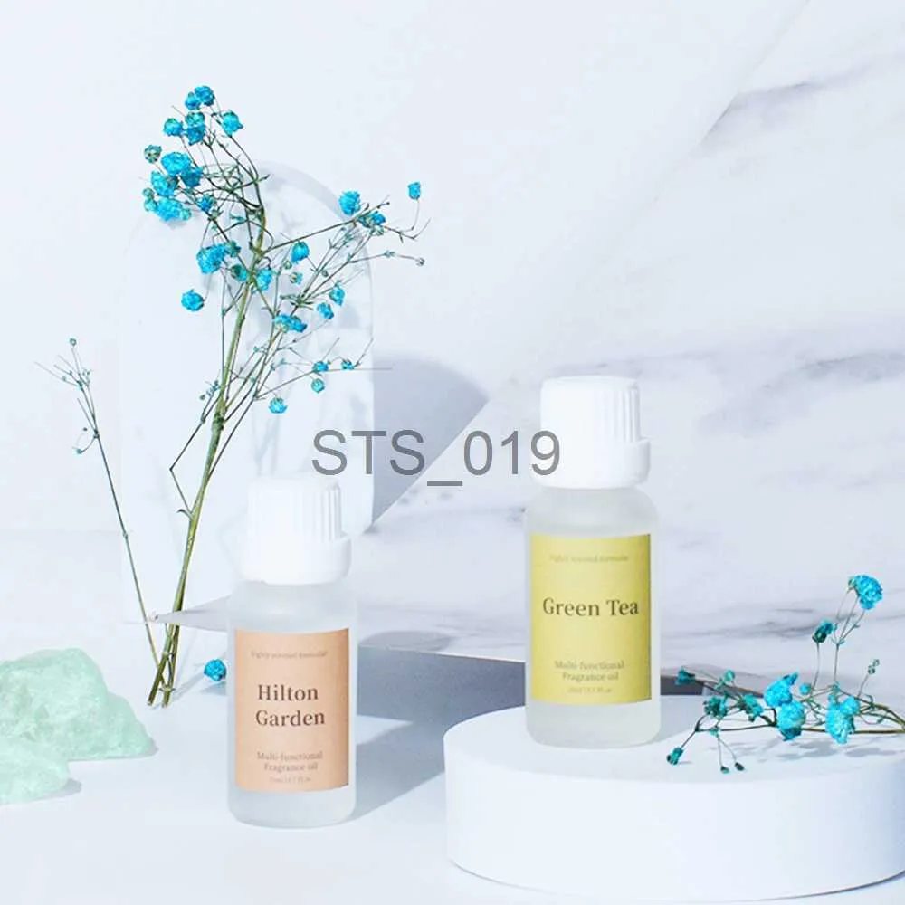 Изготовление ароматических свечей с использованием эфирных масел для ароматерапии 3 Шаг 5: Заливка свечей