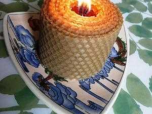 Изготовление свечей из восковой крошки и плавящихся дисков