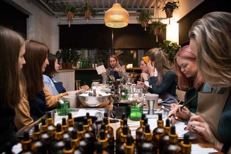 Как создать завитки и мраморные эффекты на свечах, которые можно сделать самостоятельно? 4 2. Метод использования нагрева