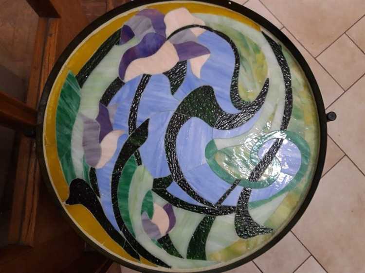 Основные принципы творчества с мозаикой - руководство для начинающих 3 2. Клей для мозаики