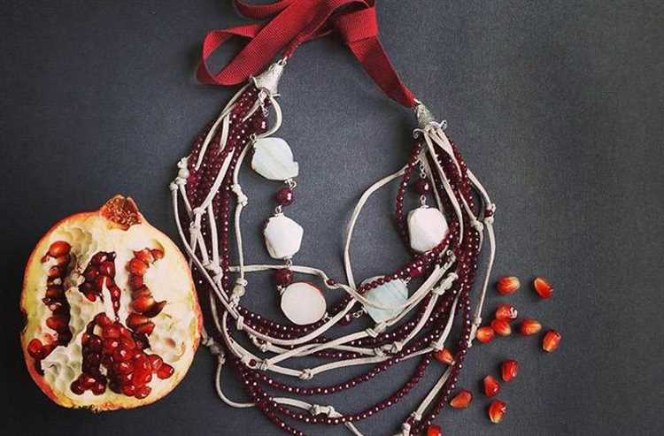 Изготовление украшений из натуральных материалов