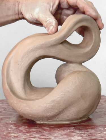 Работа с глиной для скульптуры