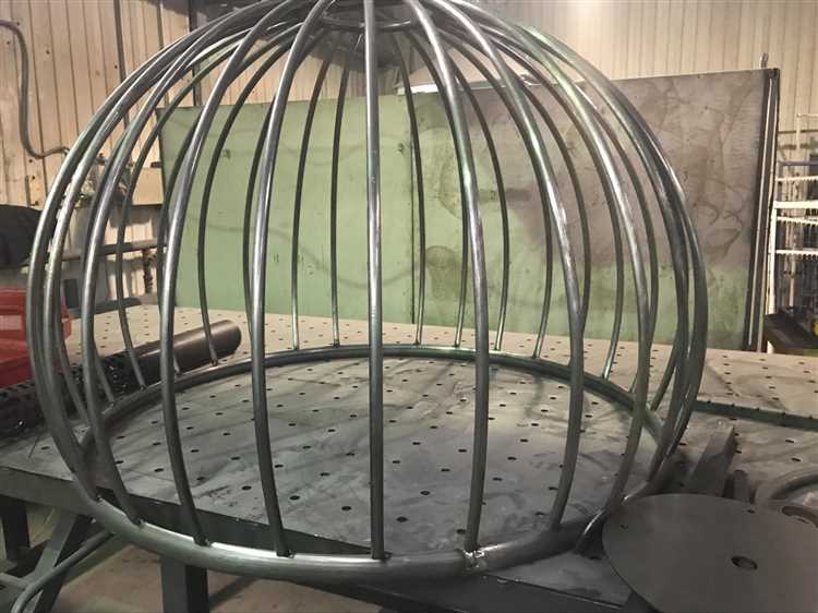 Как использовать металлические формы для создания сложных конструкций Создание сложных конструкций с помощью металлических форм