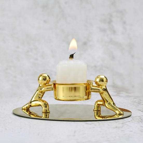 Создание свечей-контейнеров с инкрустацией различными предметами 3 Подготовка предметов и свечи